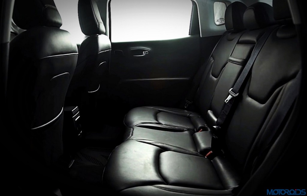 2017-jeep-compass-rear-seat