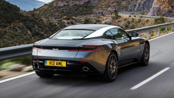 aston-martin-db11-12