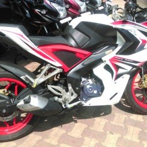 Bajaj Pulsar Rs Custom Paintjob