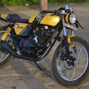 Custom Cafe Racer by Hustler Moto Bajaj Pulsar