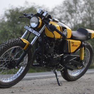 Custom Cafe Racer by Hustler Moto Bajaj Pulsar