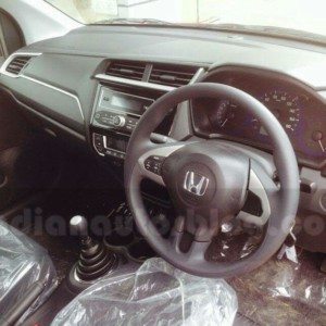 Honda Brio facelift interior