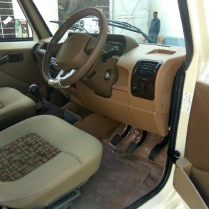 Mahindra Bolero Power seats