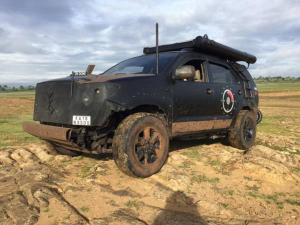 Modified Toyota Fortuner Off Roader