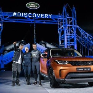 New Land Rover Discovery Launch LEGO Structure