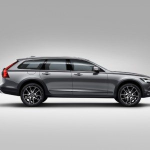 New Volvo V Cross Country