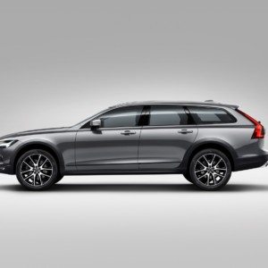 New Volvo V Cross Country