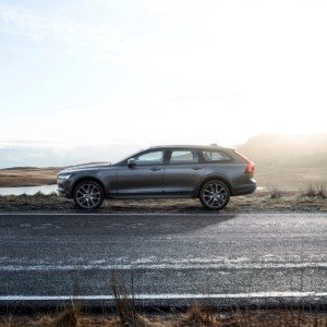 New Volvo V Cross Country