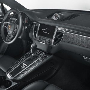 Porsche Macan Turbo Performance Package