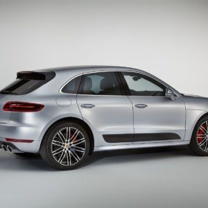 Porsche Macan Turbo Performance Package