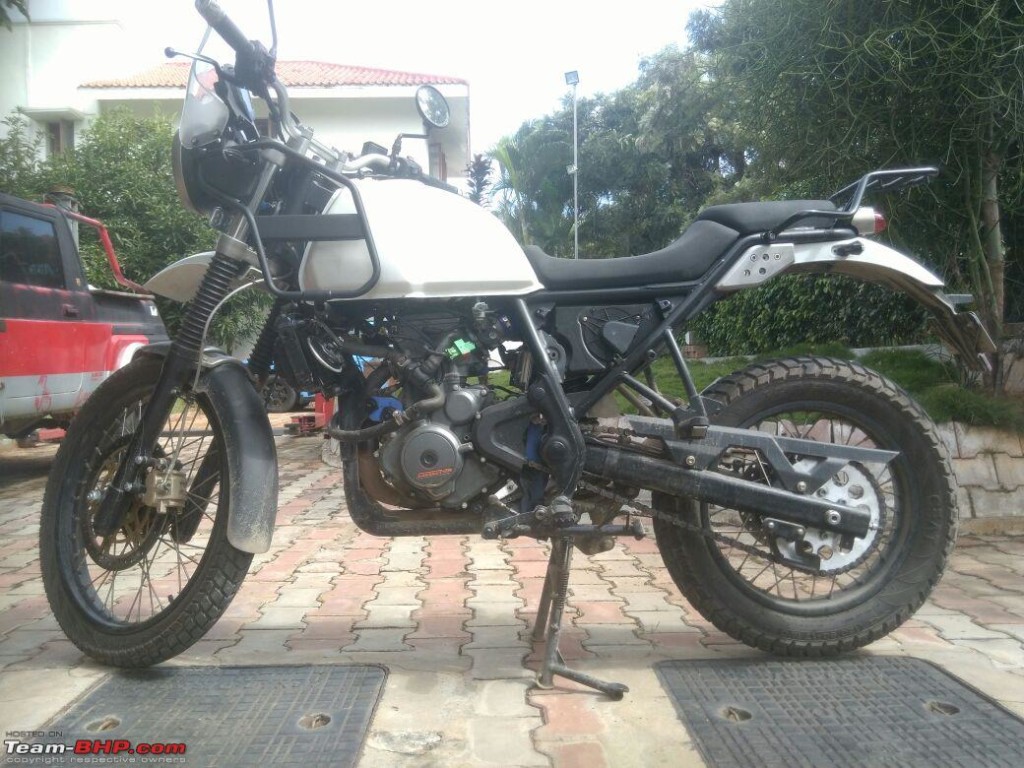 royal-enfield-himalayan-with-ktm-390-engine-1