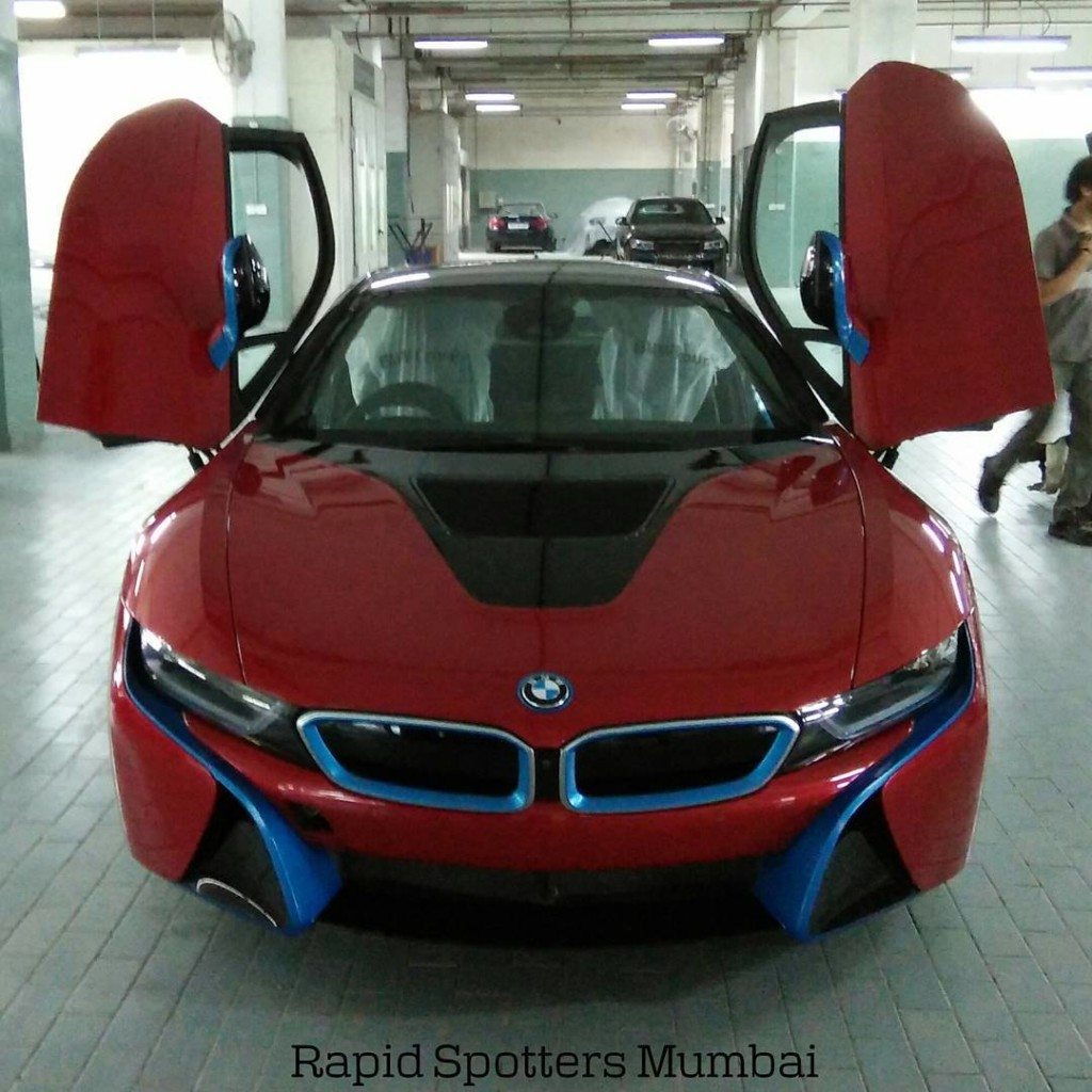 Sachin Tendulkar BMW i8 (1)