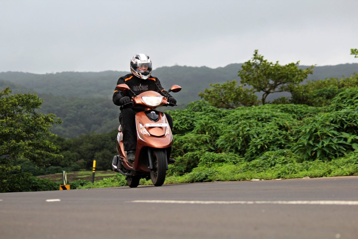 TVS Road Trip Scooty Images