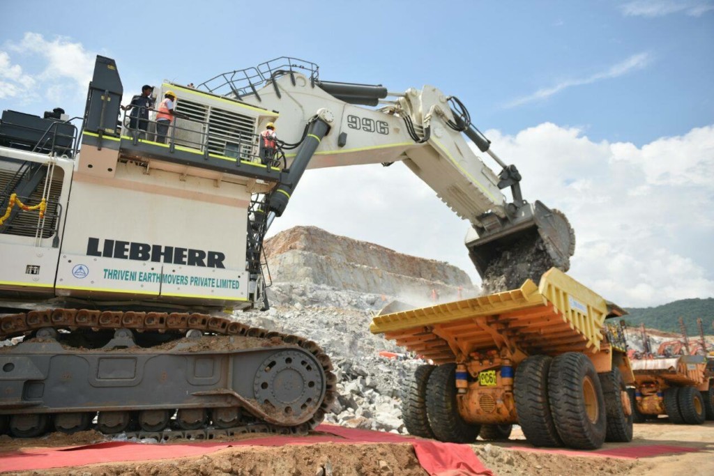 thriveni-earthmovers-belaz-75306-indias-biggest-truck-4