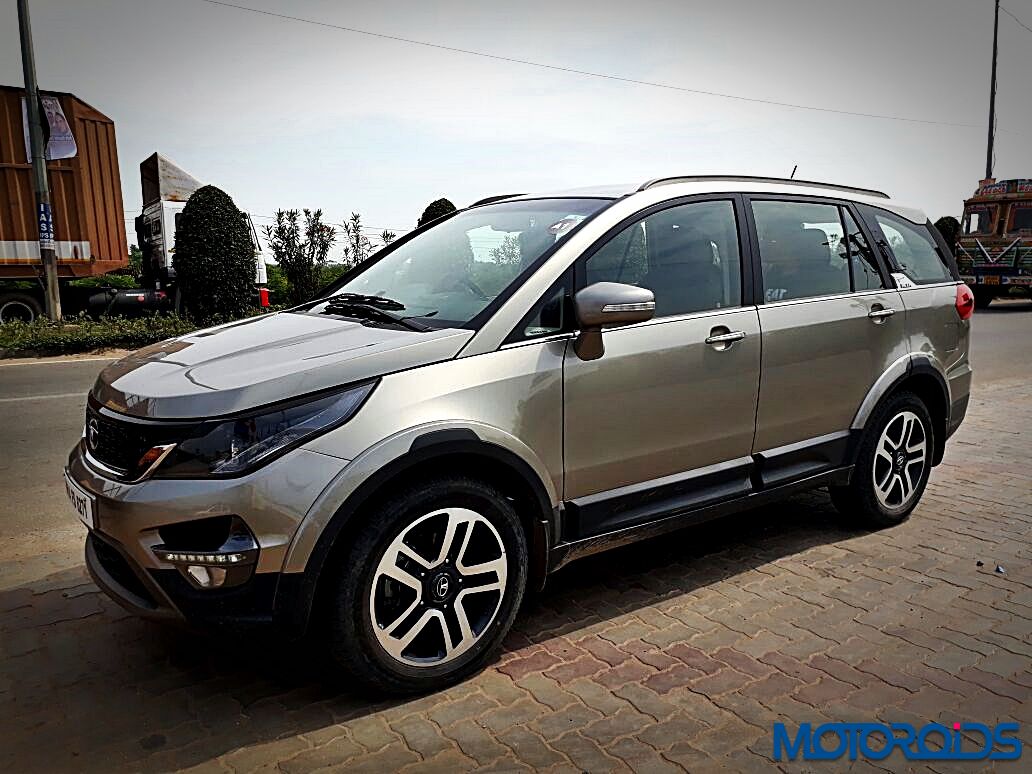 2016-tata-hexa-4