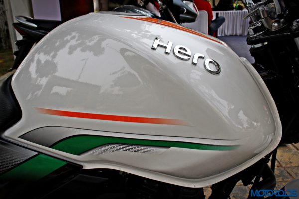 Hero-MotoCorp-Achiever-150-limited-edition-fuel-tank-600x400