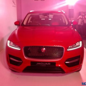 Jaguar F Pace