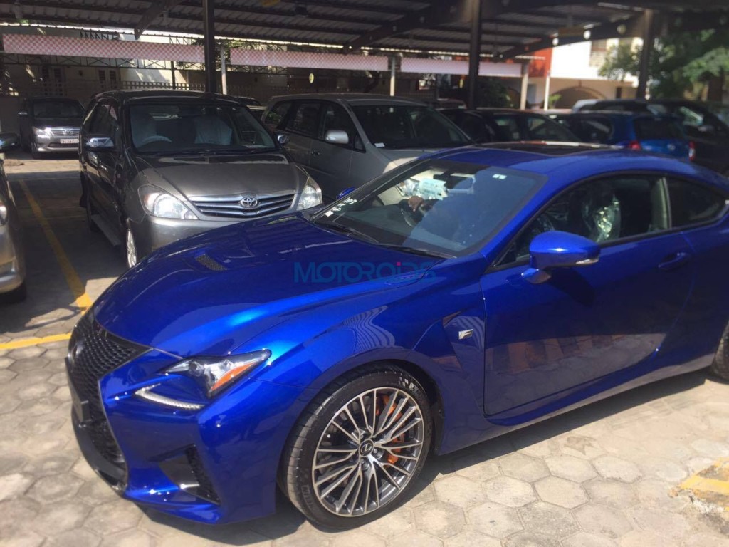 lexus-rc-f-motoroids-6