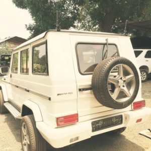 Mahindra Bolero modified into a Mercedes Benz G Wagen