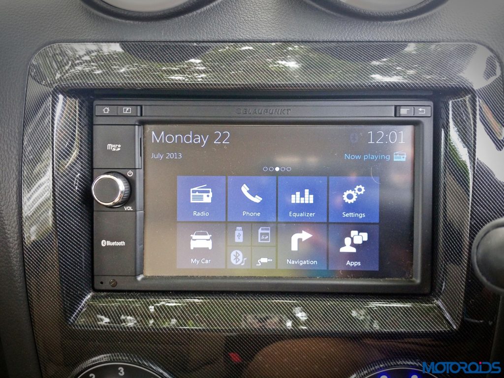 mahindra-e2o-plus-blaupunkt-infotainment-system-2