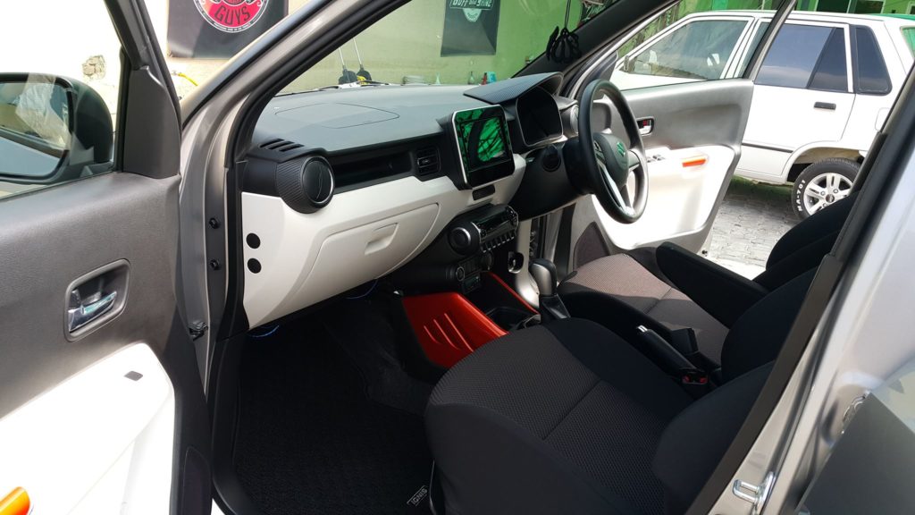 maruti-suzuki-ignis-interior-3