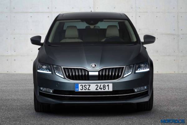 new-2017-skoda-octavia-facelift-front