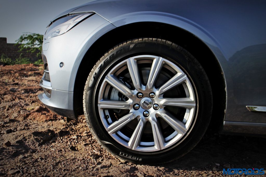 new-volvo-s90-india-wheels