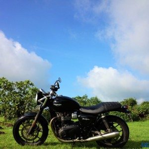 Triumph Street Twin Review