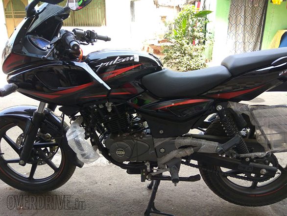 Pulsar 220 new engine price hotsell