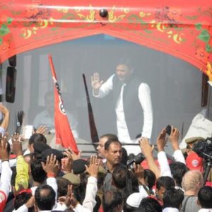 Akhilesh Yadav  crore Mercedes bus