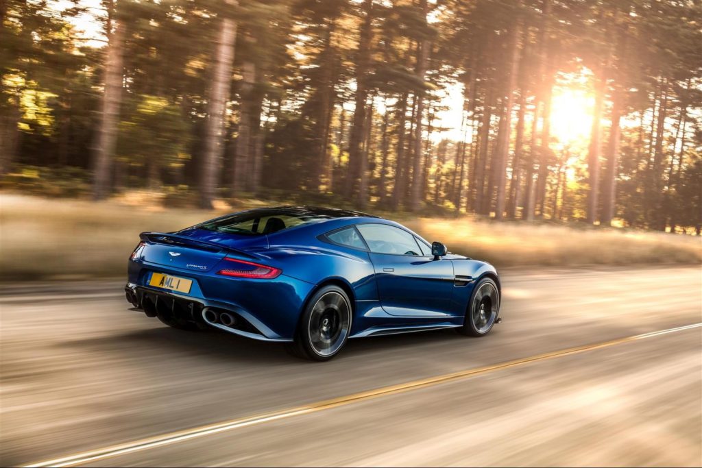 aston-martin-vanquish-s-6