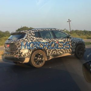 Jeep Compass spied testing