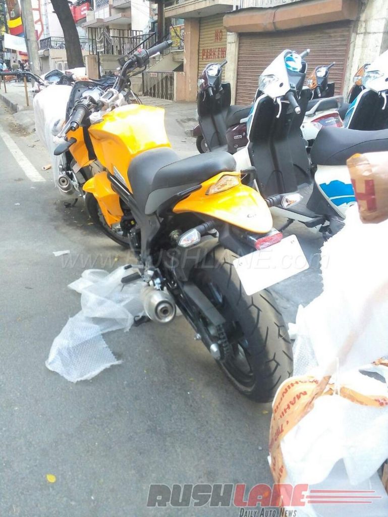 mahindra-mojo-yellow-spied-1