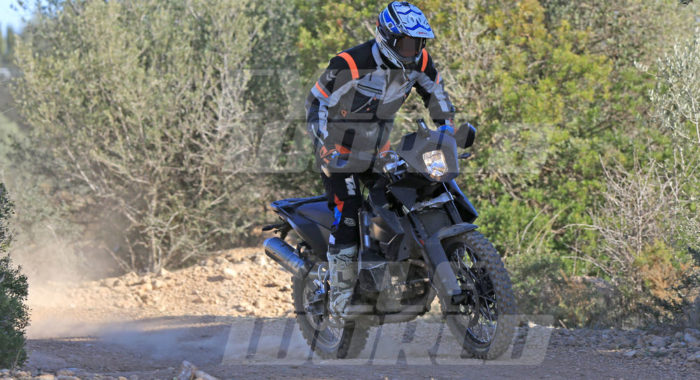 Ktm SPIED 2018 KTM 800 Adventure Goes Offroading Clearest Images Yet Motoroids In Ktm Adventure 2018 ktm adventure 800. Ktm SPIED 2018 KTM 800 Adventure Goes Offroading Clearest Images Yet Motoroids In Ktm Adventure