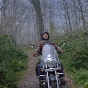Bajaj Avenger Ride Dont Hide