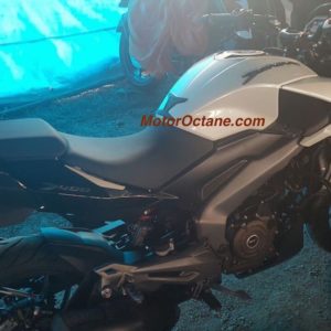 Bajaj Dominar