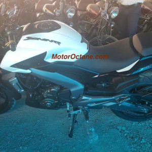 Bajaj Dominar