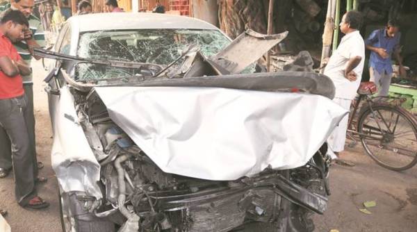 Kolkata worst accident of the year Volkswagen Jetta