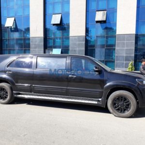 Modified Toyota Fortuner stretch