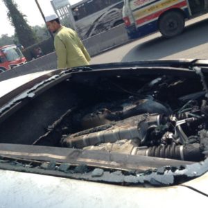 Audi R V Burns To A Crisp In Bangladesh