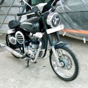 DC Design Royal Enfield