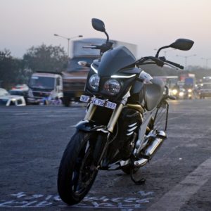 Mahindra Mojo