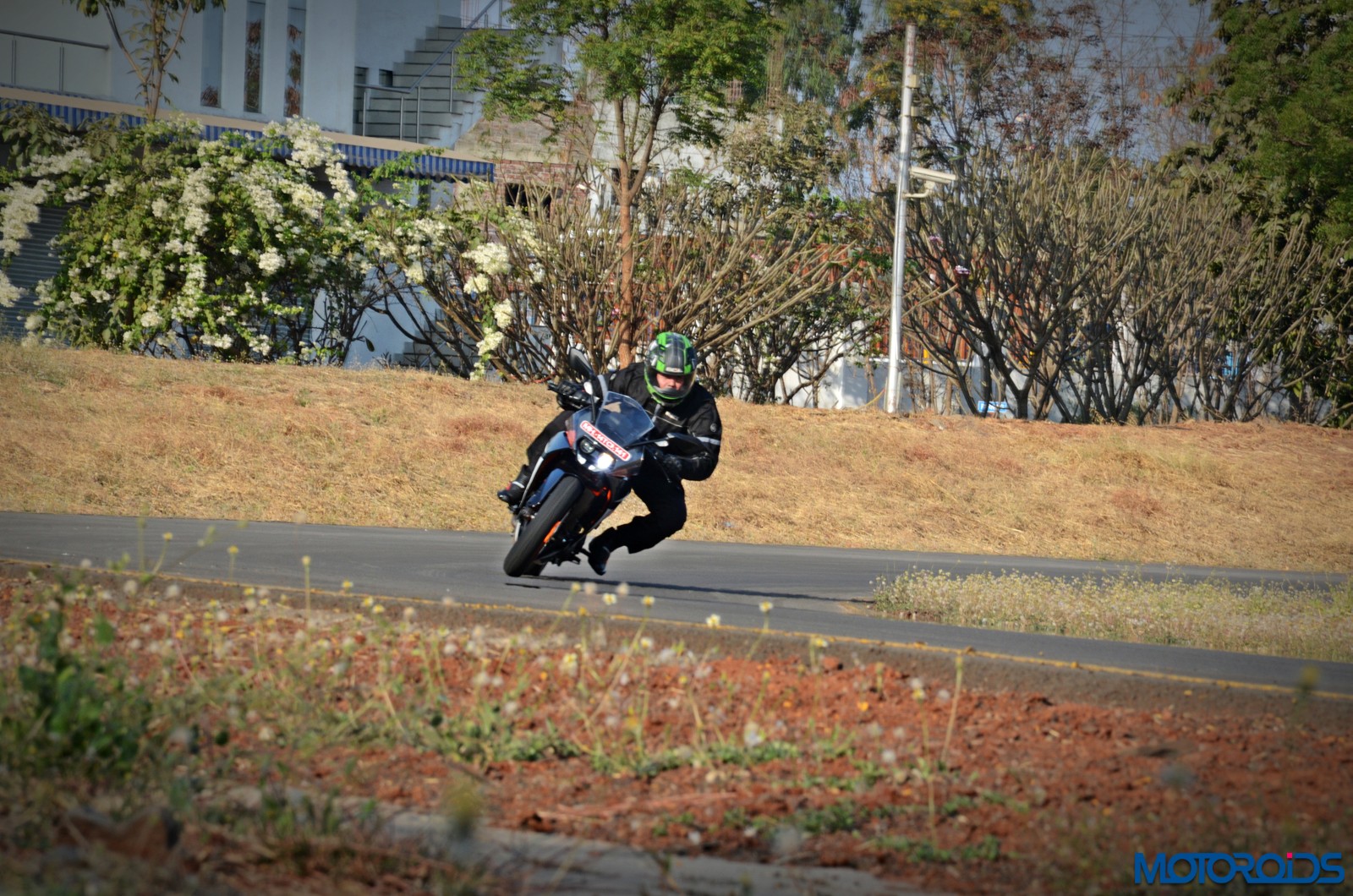 KTM RC390 Price In India, Specifications, Images - Motoroids
