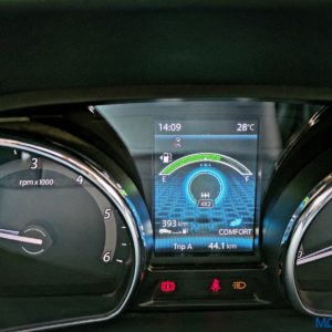 Tata Hexa comfort mode instrument