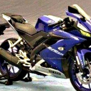 Yamaha R Version