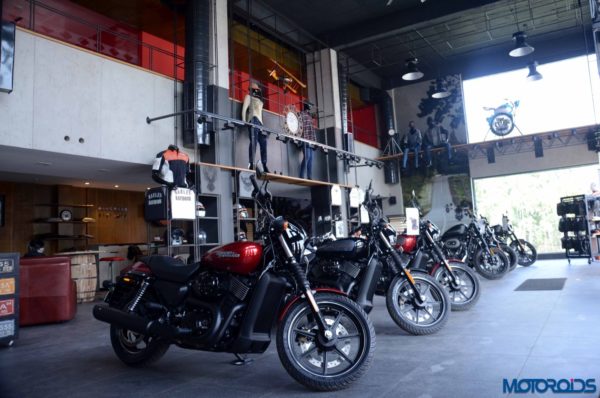 FootHills-Harley-Davidson-Dehradun-1-600x398
