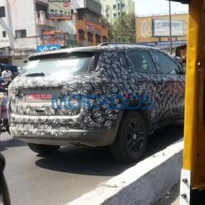 Jeep Compass spied