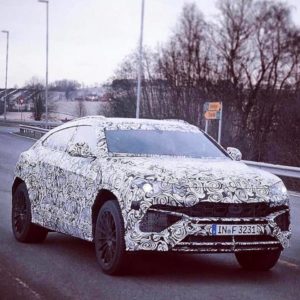 Lamborghini Urus spied testing