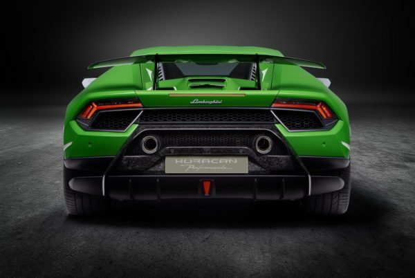 Lamborghini Huracan Performante Back Side