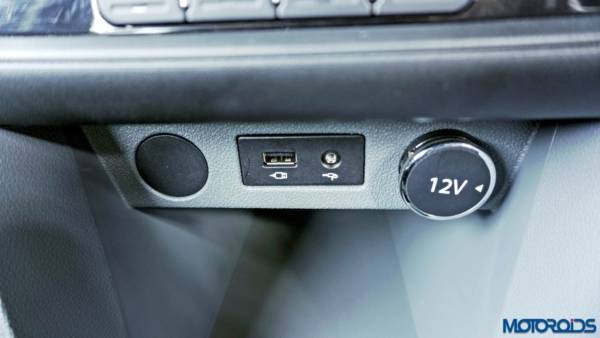 Tata-Tigor-USB-and-Aux-In-ports-600x338